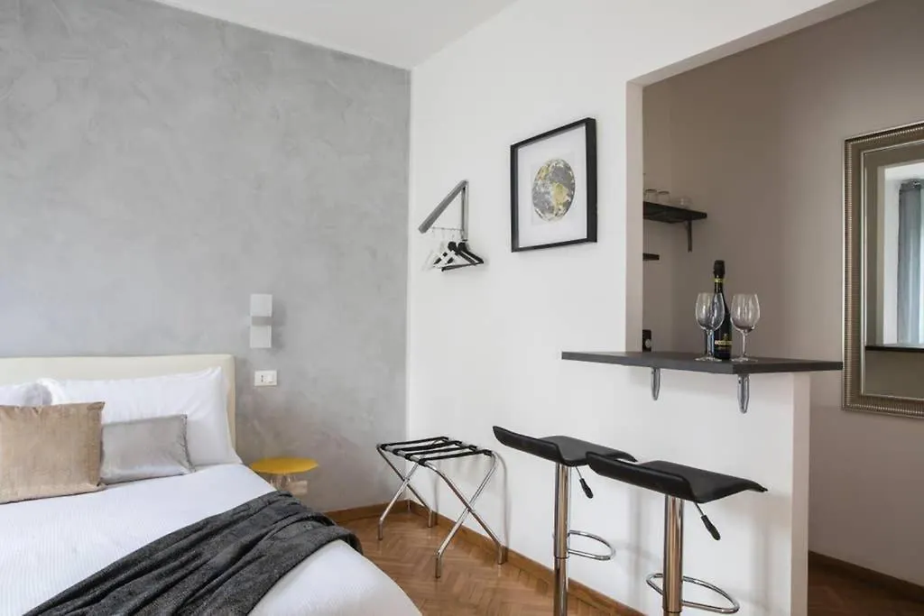 Silver Luxury Jacuzzi Suite Trastevere - Top Collection Rome